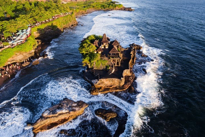 Visit Tanah Lot Temple